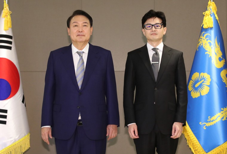 윤석열 대통령(사진 왼쪽)과 한동훈 법무부 장관 ⓒ뉴시스